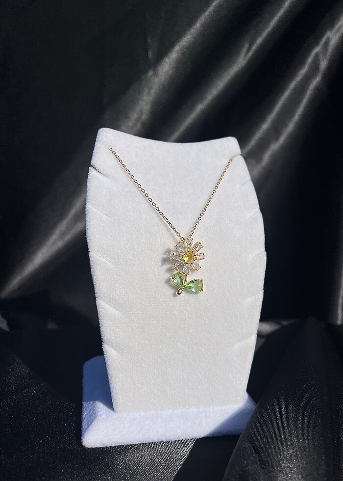 Gold Taşlı Papatya Kolye - Görsel 3