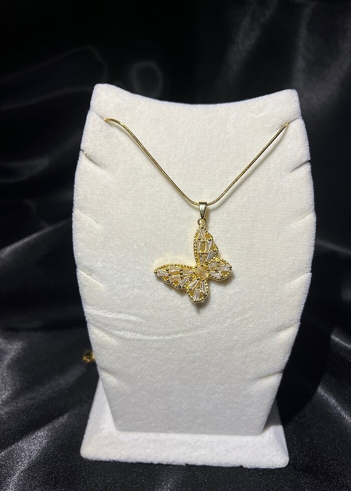 Gold Taşlı Kelebek Kolyesi - Görsel 2