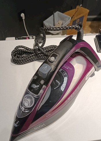 Tefal Mor Buharlı Ütü - Görsel 4