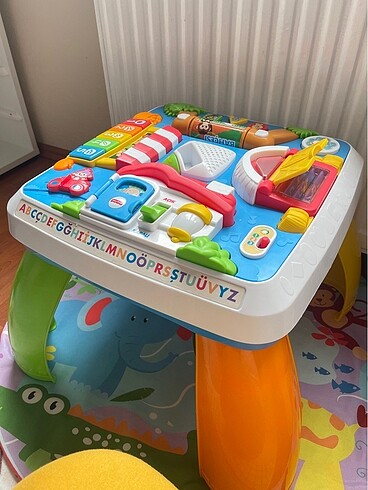 Fisher price eğitici köpekçiğin aktivite masası