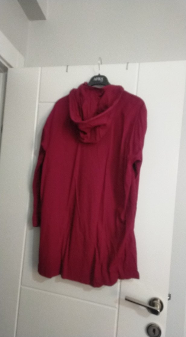 Bordo Kapüşonlu Uzun Kadın Yağmurluk - Görsel 4