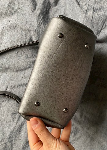 Tokalı Gri Deri Kadın Çanta - Görsel 4