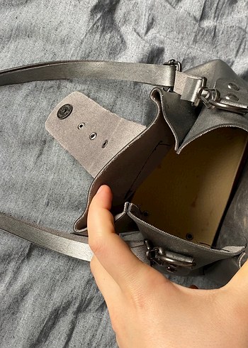 Tokalı Gri Deri Kadın Çanta - Görsel 2