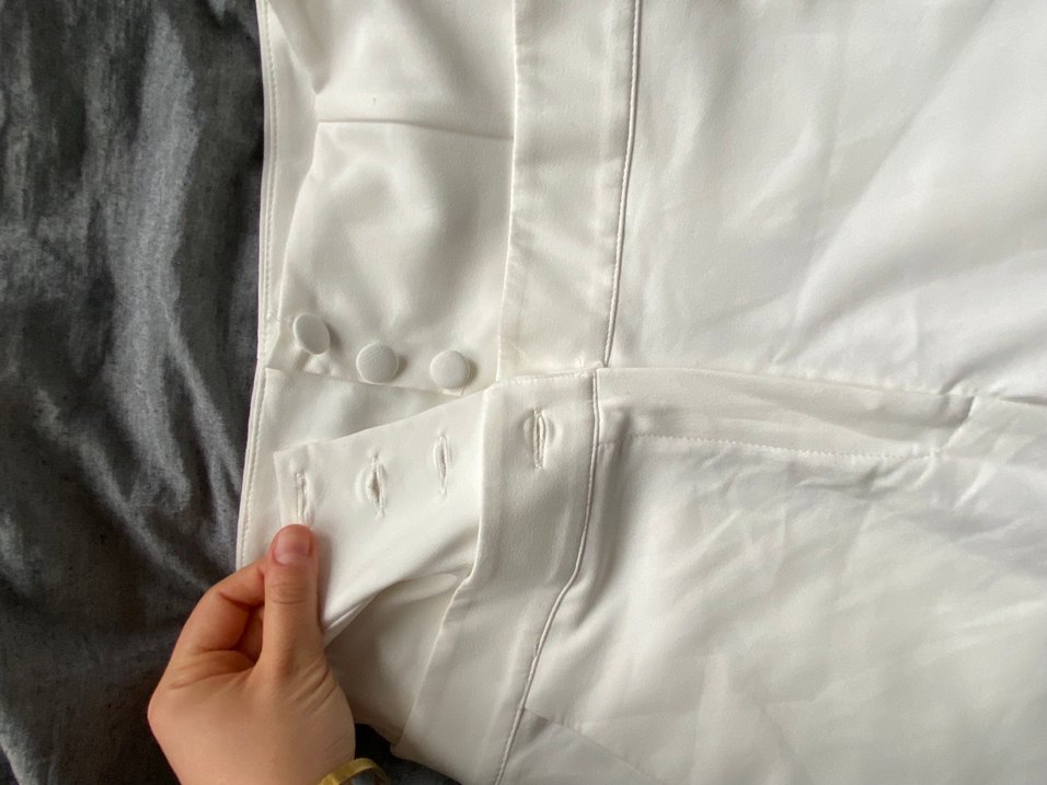 Düğmeli Beyaz Kadın Pantolon - Görsel 3