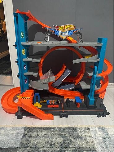 Hot wheels / Ultimate Garaj seti