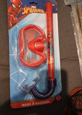 Örümcek Adam Baskılı Kırmızı Maskeli Şnorkel Seti - Görsel 4