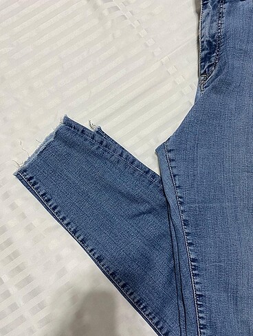 Mavi Jeans Dar paça jean