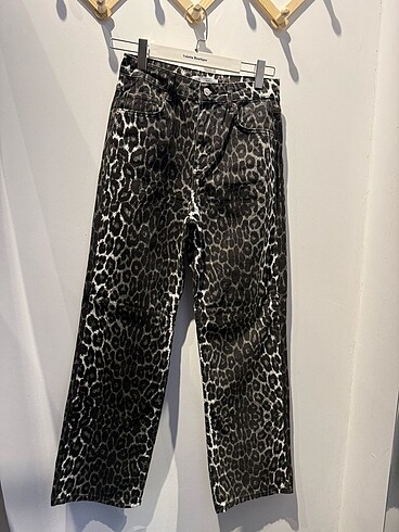 Zara Zara leopar pantolon