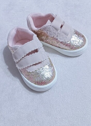 Kız bebek spor ayakkabısı 