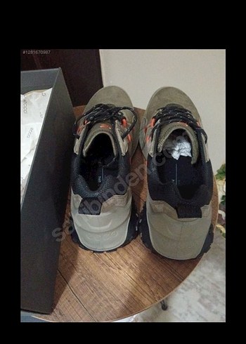 Ecco UltTrn M kutusunda hiç kullanılmadıOutdoor erkekAyakkabısı - Görsel 4