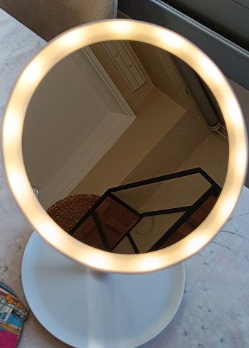 Beyaz dokunmatik Işıklı Makyaj Aynası - Görsel 3