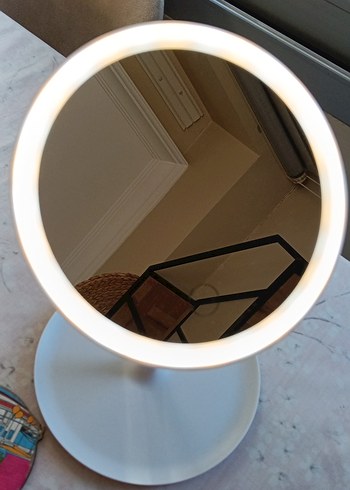 Beyaz dokunmatik Işıklı Makyaj Aynası - Görsel 4