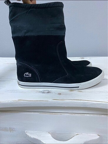 Lacoste Bot