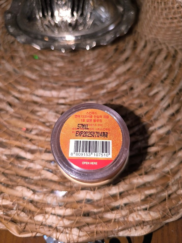 skinfood concealer göz altı kapatıcısı 1 numara - Görsel 2