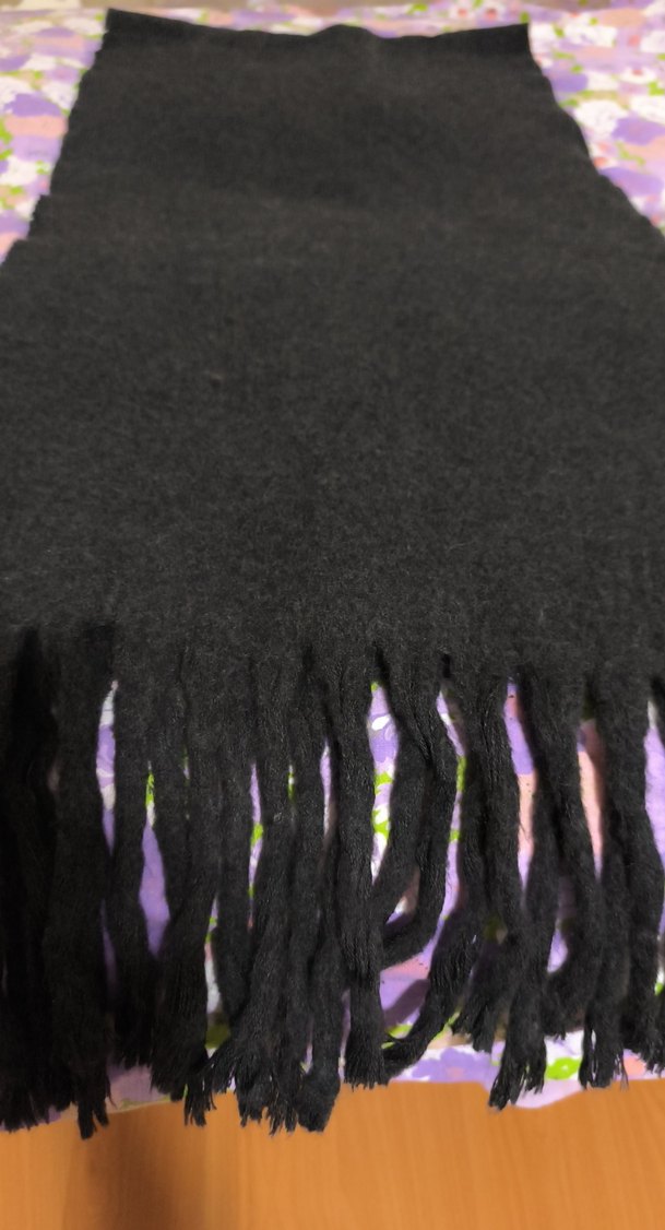 siyah, kırçıllı bayan atkı/şal iyi durumda - Görsel 5