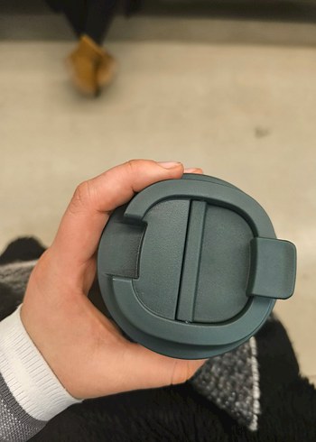 Starbucks gri desenli seyahat kupası - Görsel 3