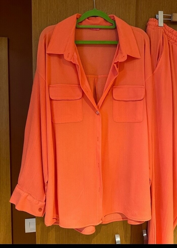 canlı turuncu ikili takım beli lastikli paçası yırtmaçlı 44-50 - Görsel 2