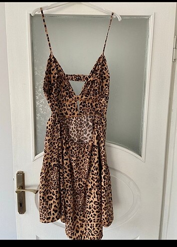 V yaka bele oturan leopar elbise 43/44/46 uyumlu 44'ü işaretledi - Görsel 5