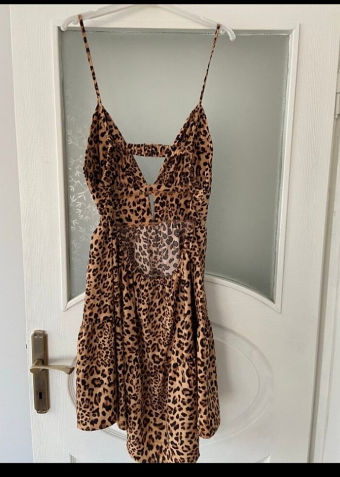 V yaka bele oturan leopar elbise 43/44/46 uyumlu 44'ü işaretledi - Görsel 5