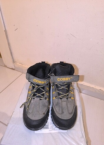 34 numara yepyeni erkek çocuk ayakkabısı - Görsel 2