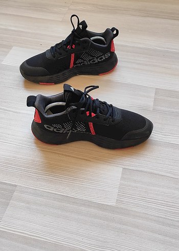 40 Beden Adidas Ownthegame Erkek Spor Ayakkabı