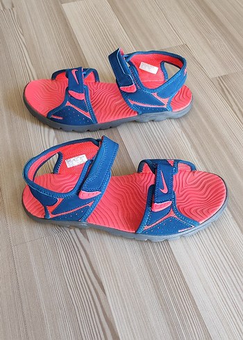 Nike Erkek Sandalet Orjinal Üründür 41 Numaradır