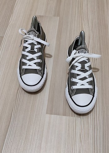 36,5 Beden Converse Kadın Spor Ayakkabı Sıfır Ayarındadır