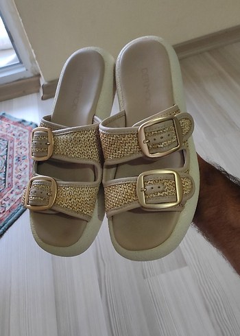 Derimod Hasır Kadın Terlik Orjinal Üründür