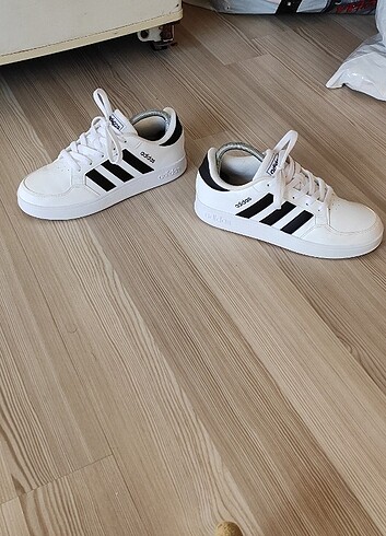 Adidas Breaknet Kadın Spor Ayakkabı Sıfır Ayarındadır 