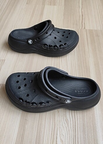 Crocs Kadın Terlik W7 (37 Buçuktur Numarası)