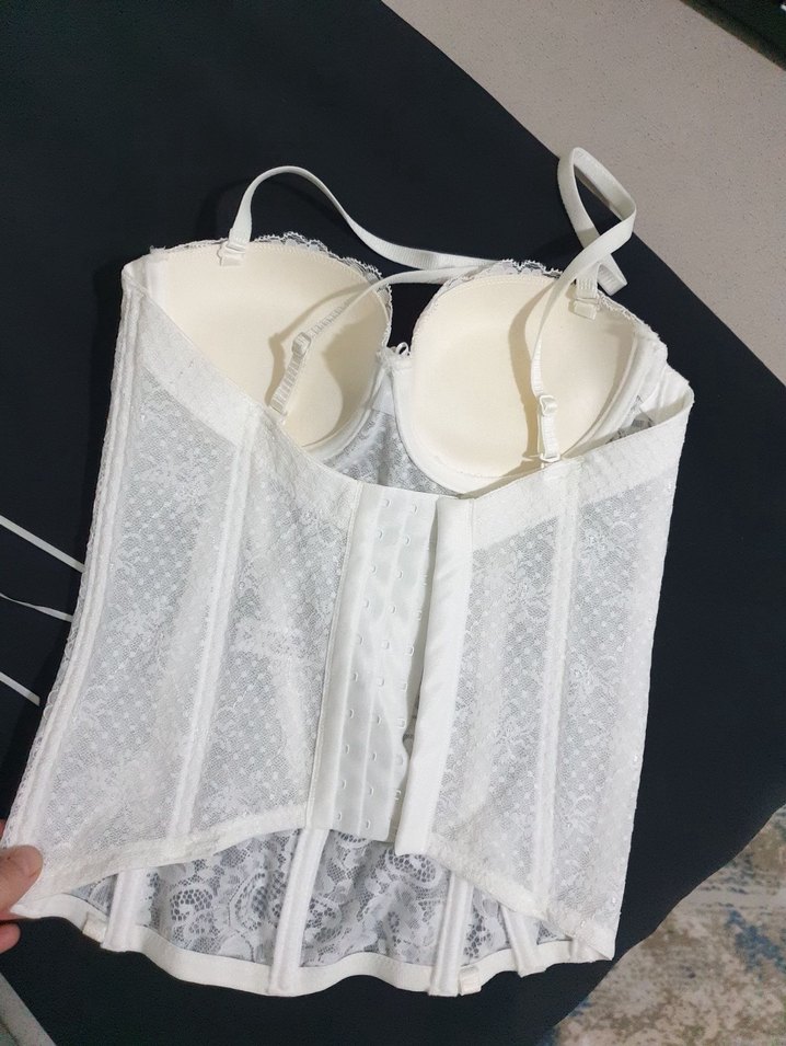 Beyaz Bohem Parisian Midi Büstiyer jartiyer üstü çoraplarıda var - Görsel 3