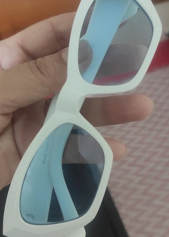 Beyaz Transparan Kadın Güneş Gözlüğü orjinal fiyatın çok altına