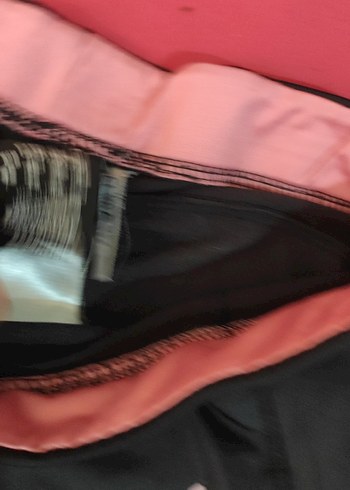 Siyah Adidas Kadın Spor Şortu Velcro Bantlı - Görsel 2