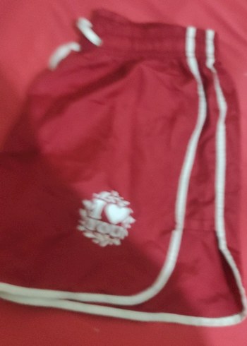 Kırmızı Şort yepyeni çok hafif - Görsel 6