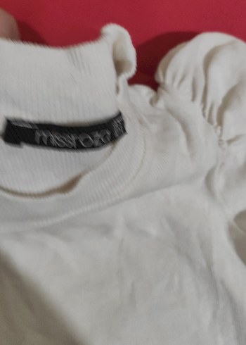 Beyaz kolları çok şık - Görsel 9