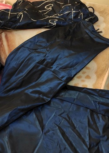 uzun belden kalcayi saran model alta doğru maksi çok güzel - Görsel 10