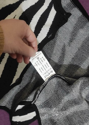 Siyah Beyaz Zebra Desenli Kedi Kıyafeti - Görsel 3