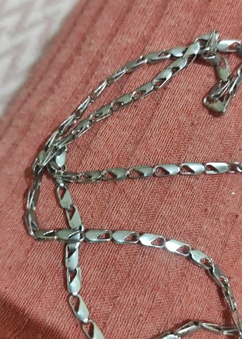 Gri Yılan Desenli  Zinciri ayarı var ama ne olduğu göremiyorum - Görsel 2