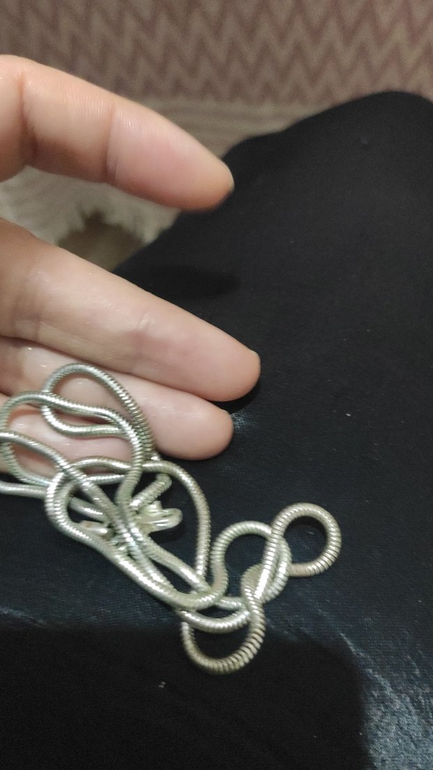 Gri Yılan Desenli Zincirli Kadın El Zinciri - Görsel 4