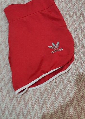 Adidas Orjinal şort