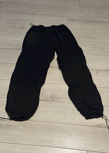 Pull and Bear Paraşüt pantalon
