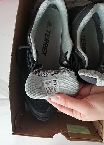 36 Beden Adidas marka 36 numara outdoor ayakkabı