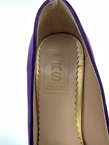 38 Beden mor Renk PreLoved Platform %70 İndirimli.