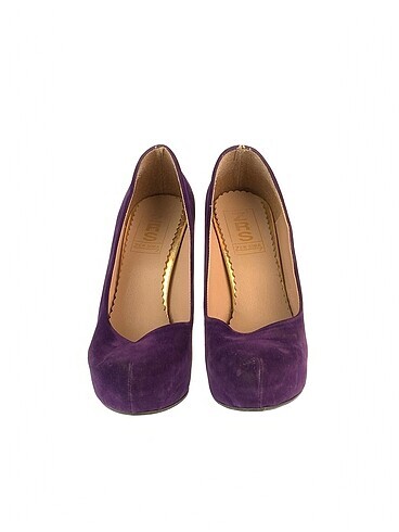 38 Beden PreLoved Platform %70 İndirimli.