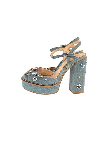 Zara Platform %70 İndirimli.