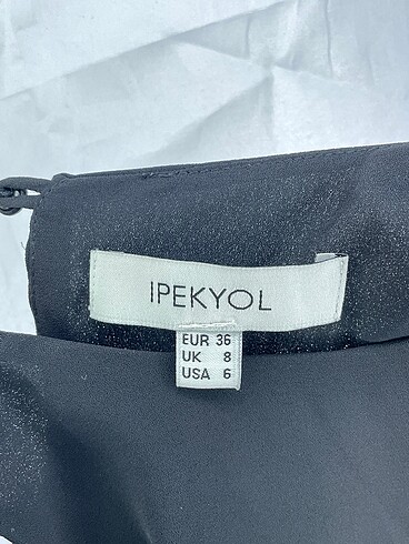 36 Beden siyah Renk ipekyol Bluz %70 İndirimli.