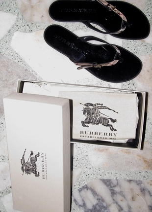 Burberry BURBERRY TERLİK 41 NUMARA SIFIR