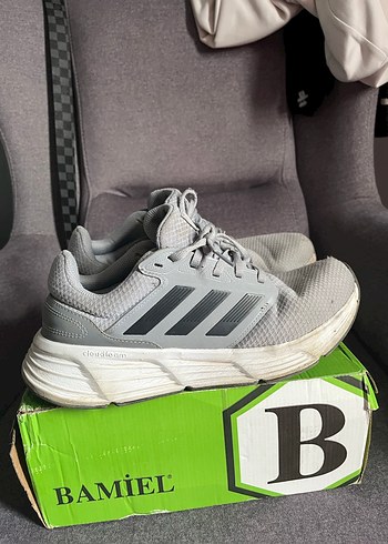 Adidas Spor Ayakkabı