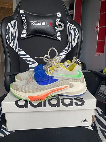 Nike basketbol ayakkabı