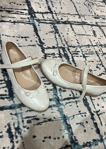 Kız Çocuk Beyaz Tokalı Babet - Görsel 3